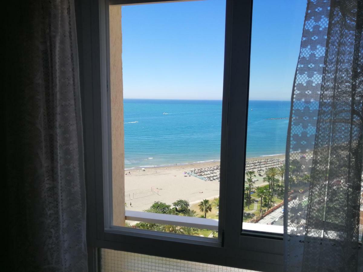 Апартаменты Puerto Marina - Primera Linea Бенальмадена Экстерьер фото