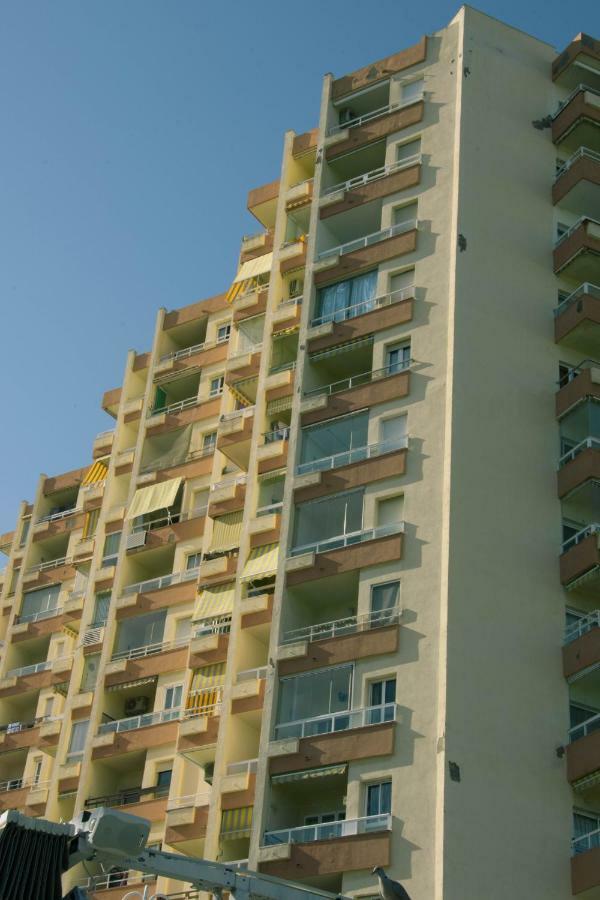 Апартаменты Puerto Marina - Primera Linea Бенальмадена Экстерьер фото